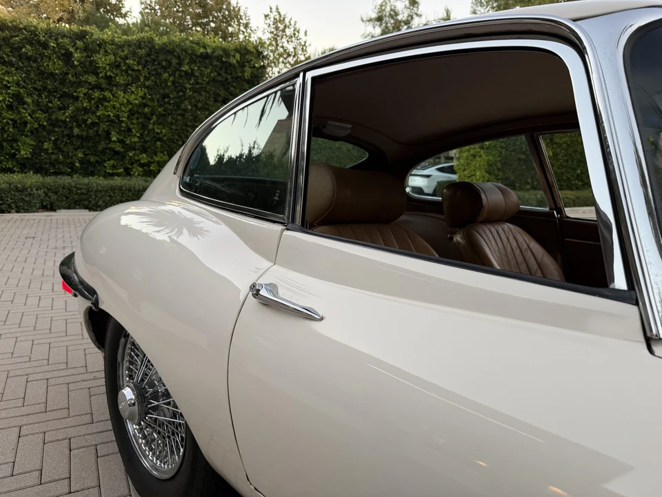 1970 Jaguar E-Type Series 2 - Image 24 of 31