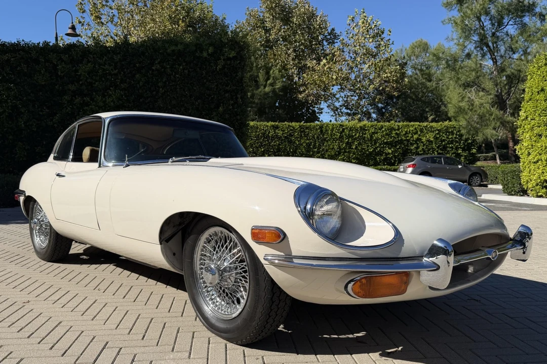 1970 Jaguar E-Type Series 2 - Image 1 of 31
