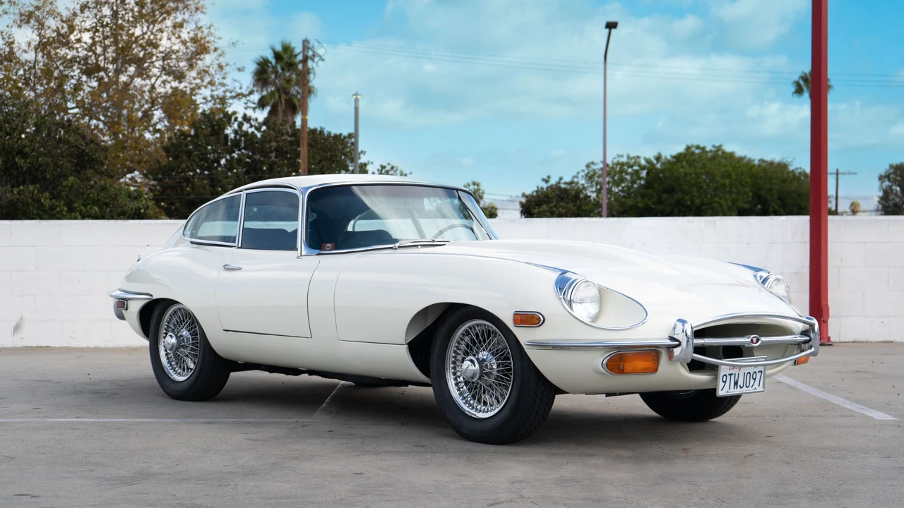1970 Jaguar E-Type Series 2 - Image 3 of 31