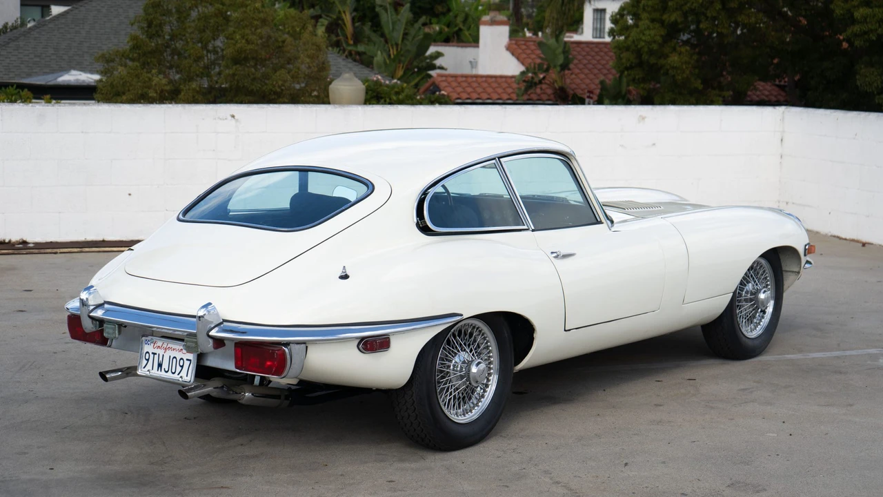1970 Jaguar E-Type Series 2 - Image 30 of 31