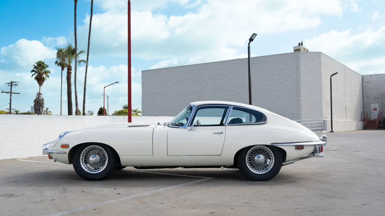 1970 Jaguar E-Type Series 2 - Image 23 of 31