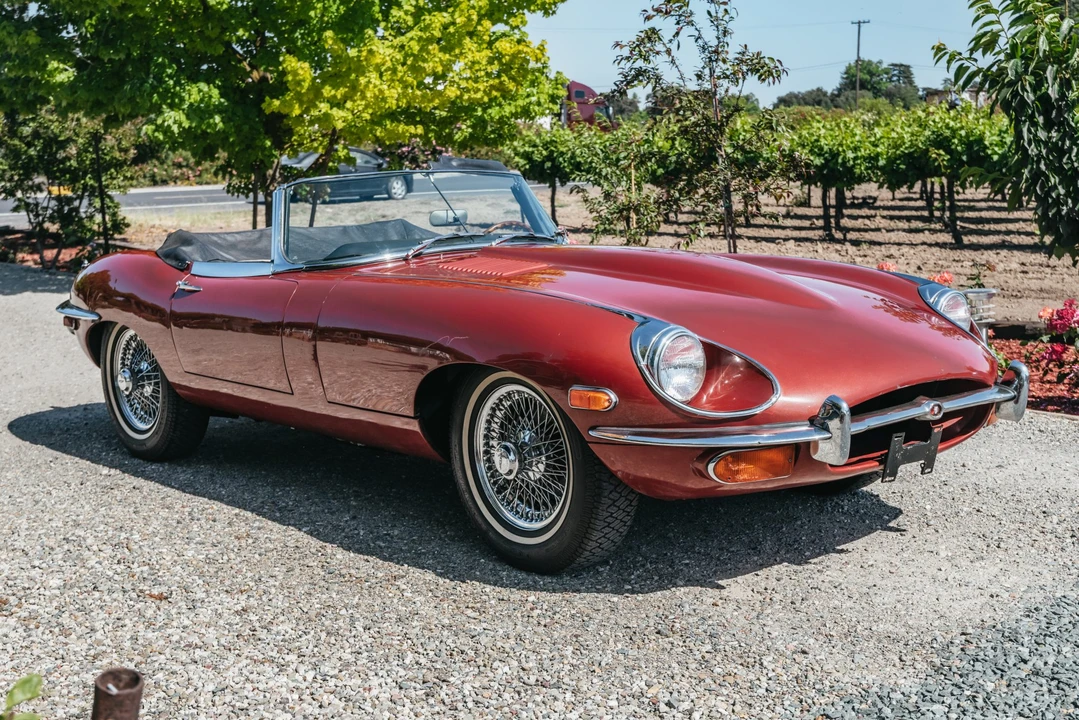1970 Jaguar E-Type Series 2 - Image 16 of 31