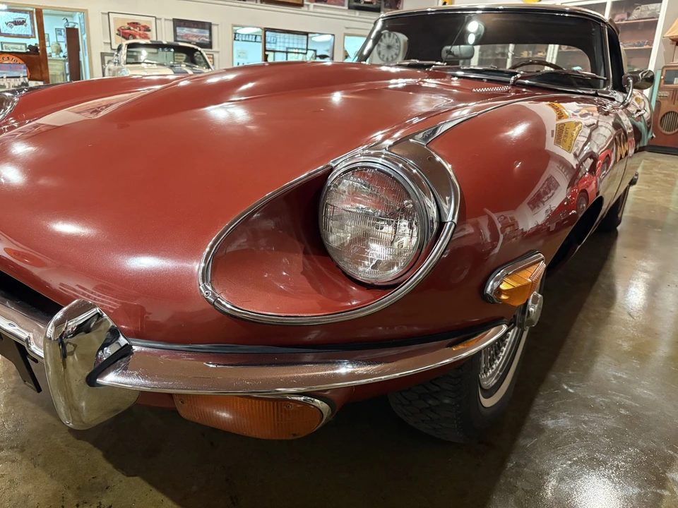 1970 Jaguar E-Type Series 2 - Image 18 of 31