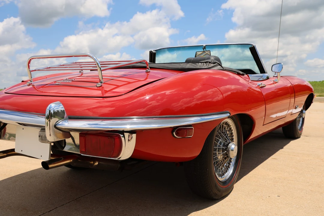 1970 Jaguar E-Type Series 2 - Image 13 of 31
