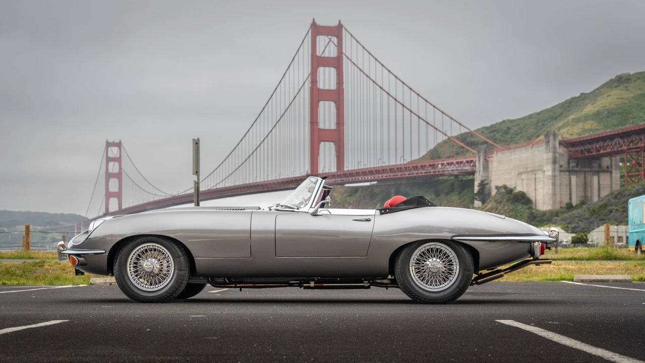 1970 Jaguar E-Type Series 2 - Image 17 of 31