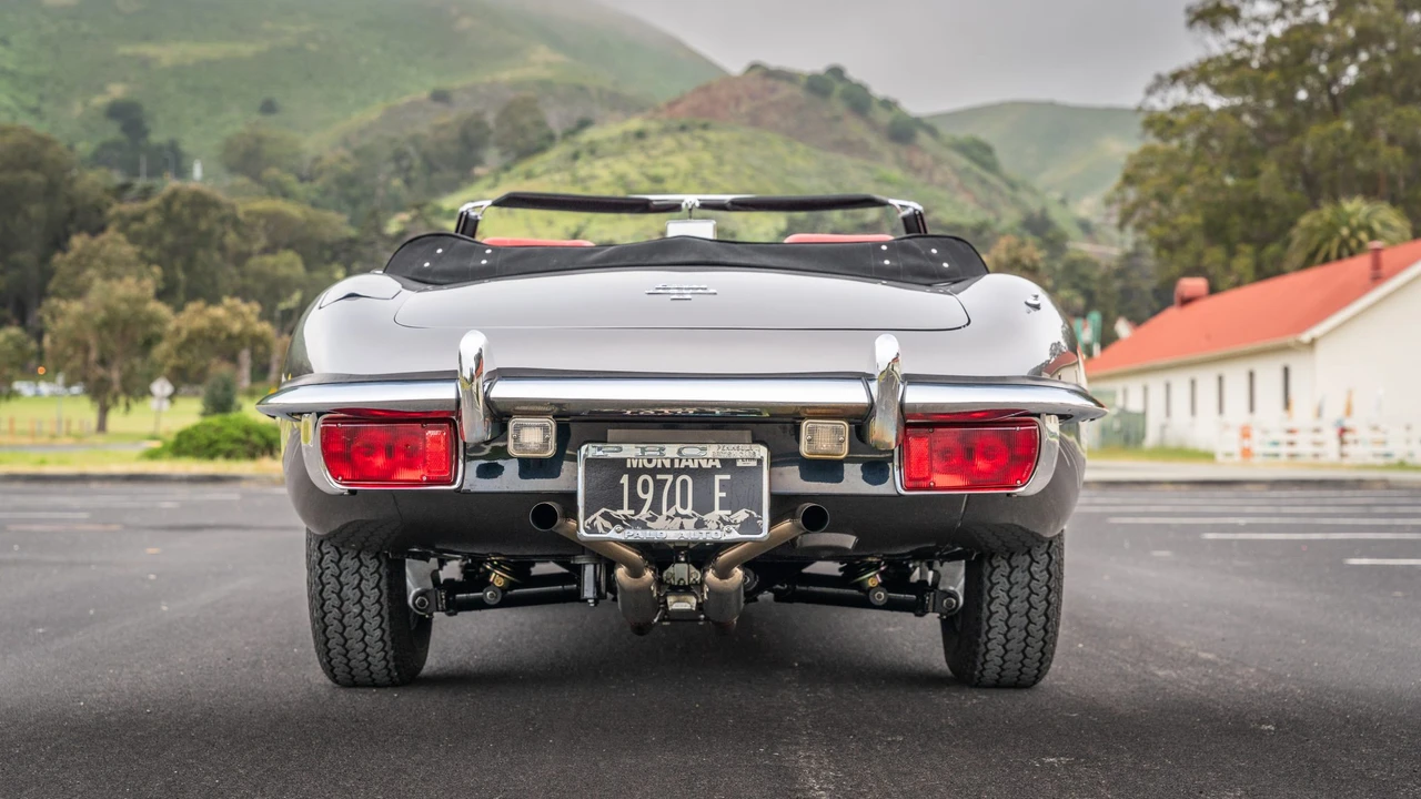 1970 Jaguar E-Type Series 2 - Image 15 of 31