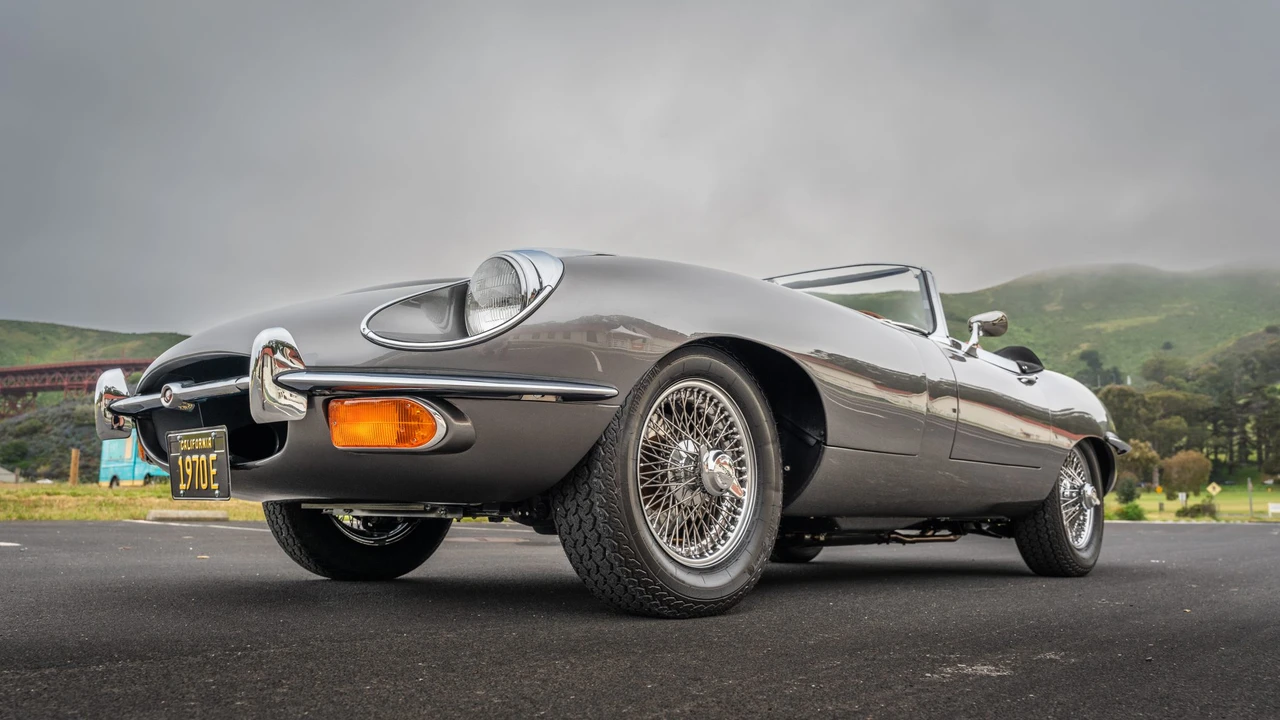 1970 Jaguar E-Type Series 2 - Image 18 of 31