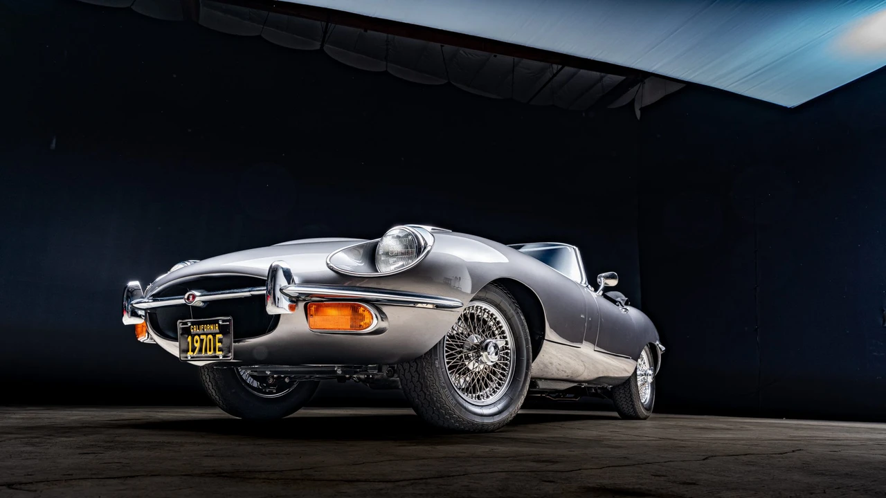 1970 Jaguar E-Type Series 2 - Image 19 of 31
