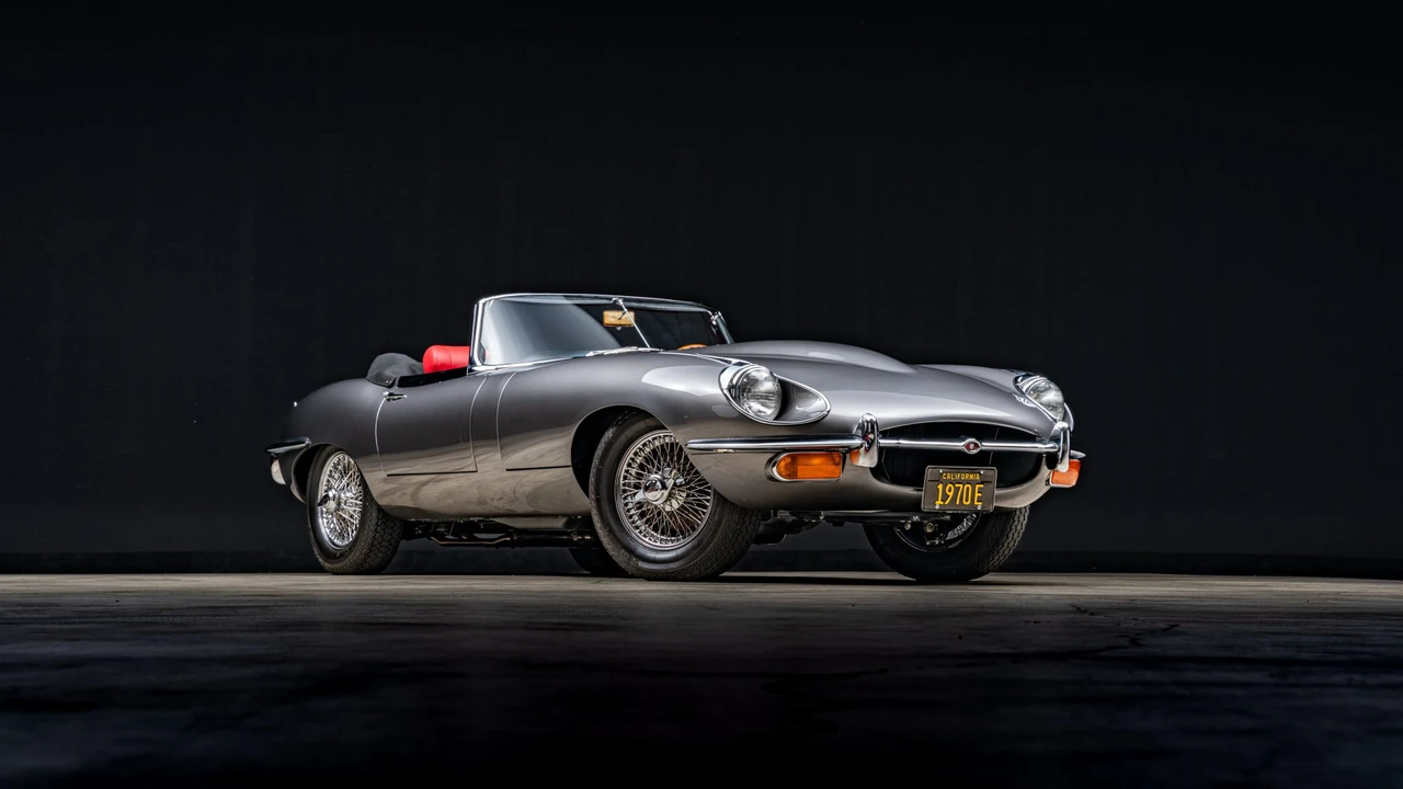 1970 Jaguar E-Type Series 2 - Image 24 of 31