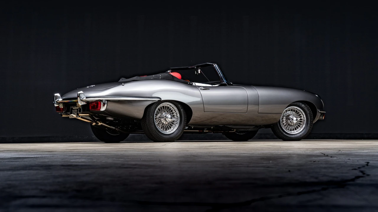 1970 Jaguar E-Type Series 2 - Image 31 of 31