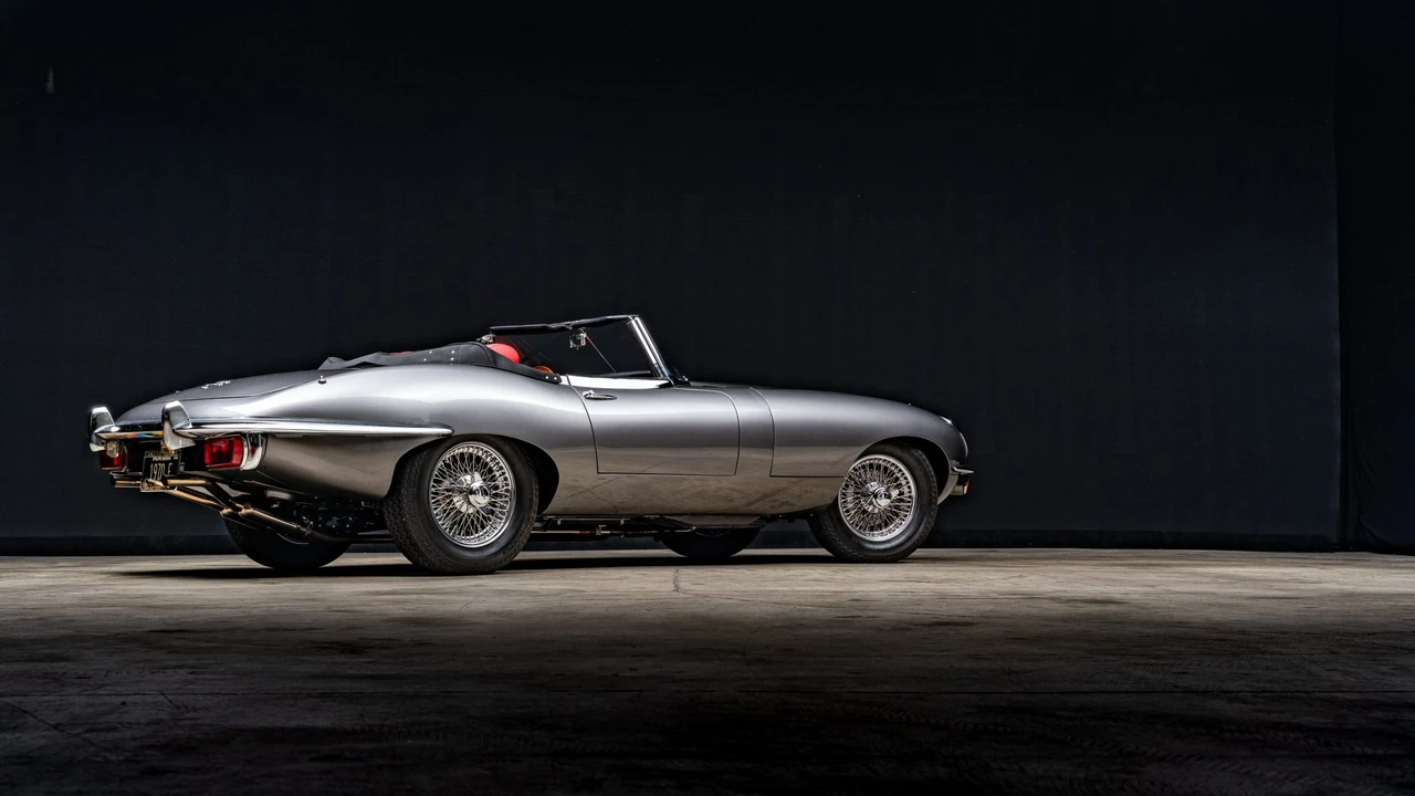 1970 Jaguar E-Type Series 2 - Image 30 of 31