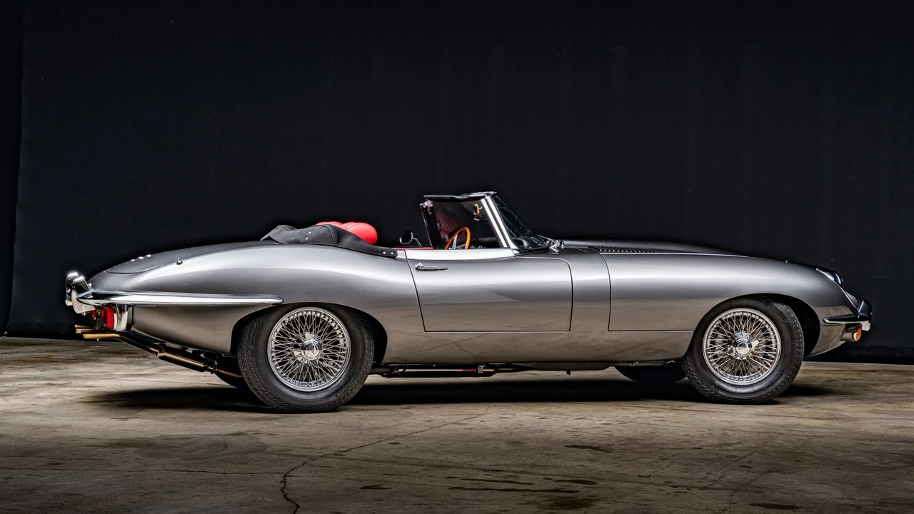 1970 Jaguar E-Type Series 2 - Image 28 of 31