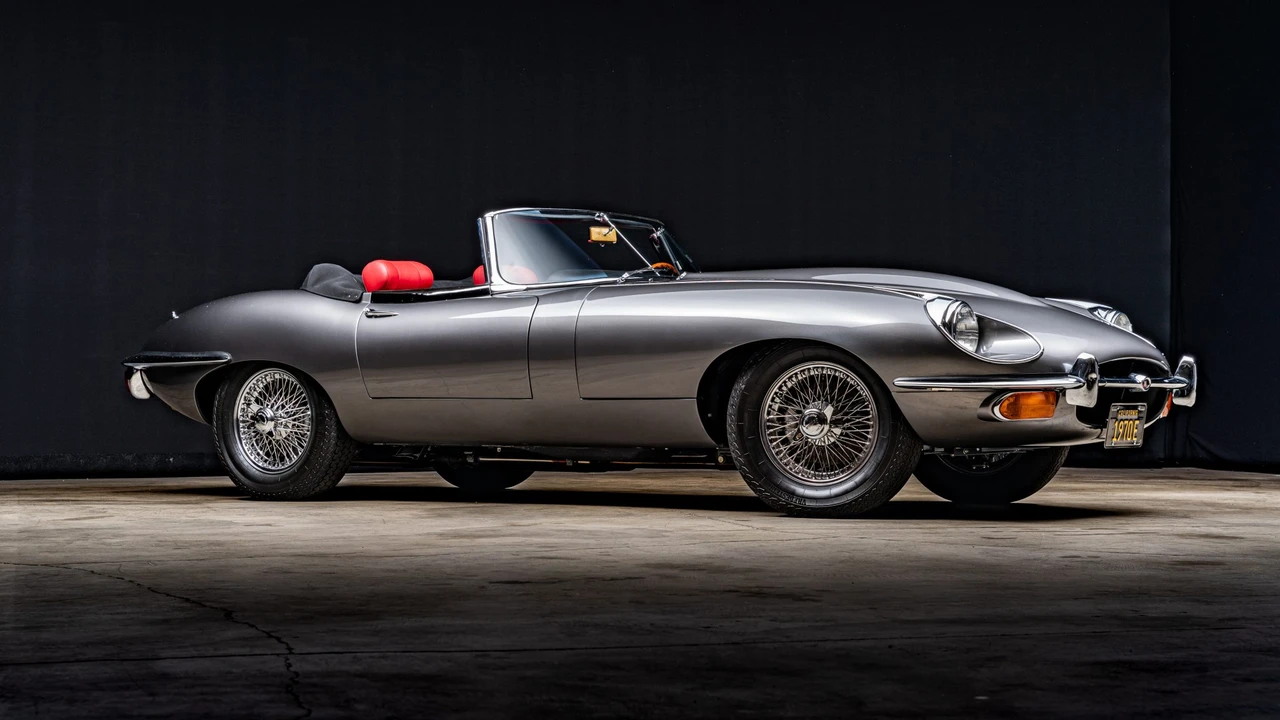 1970 Jaguar E-Type Series 2 - Image 25 of 31