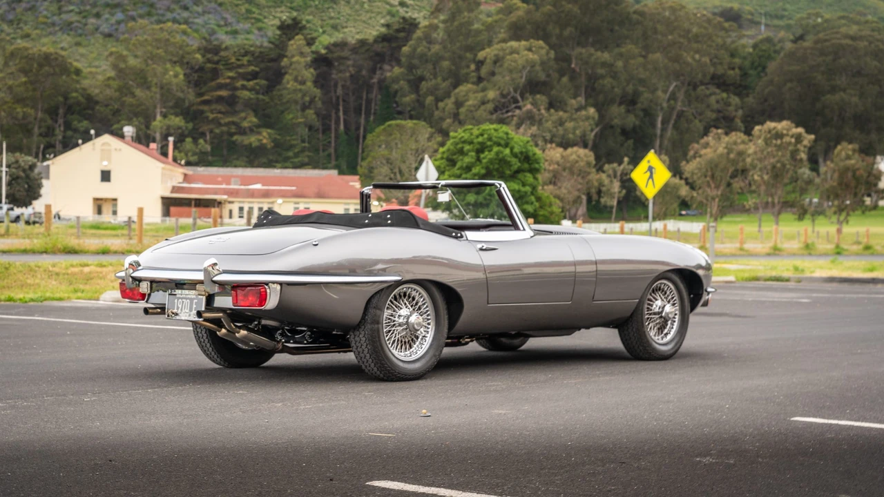 1970 Jaguar E-Type Series 2 - Image 14 of 31