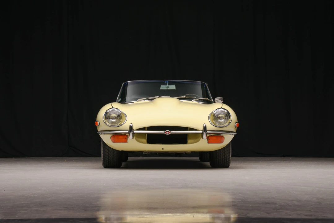1970 Jaguar E-Type Series 2 - Image 27 of 31