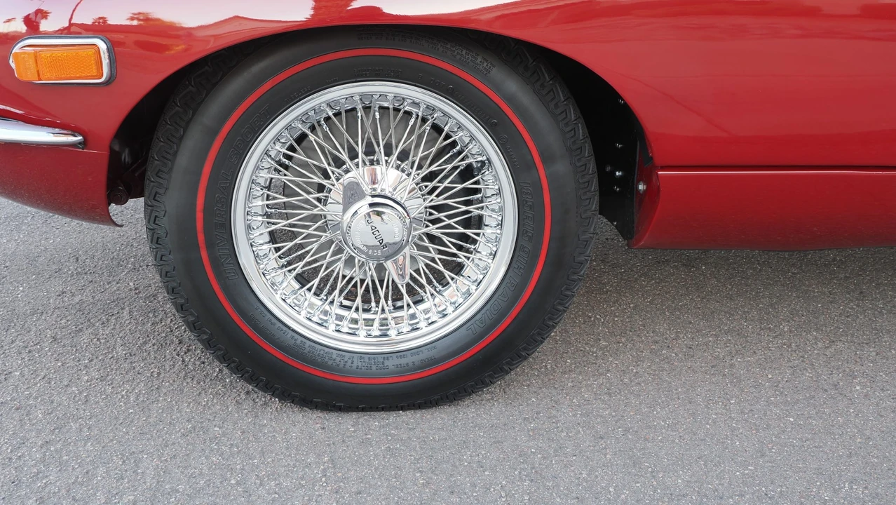 1970 Jaguar E-Type Series 2 - Image 30 of 31