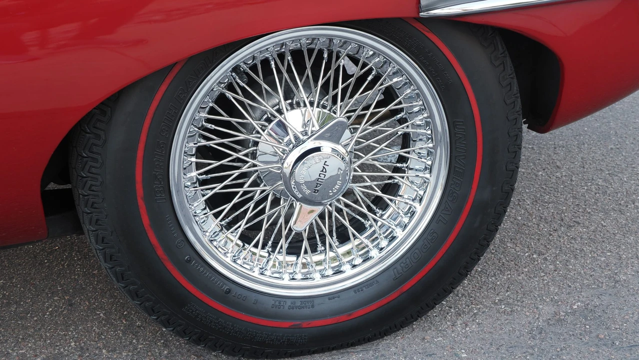 1970 Jaguar E-Type Series 2 - Image 31 of 31