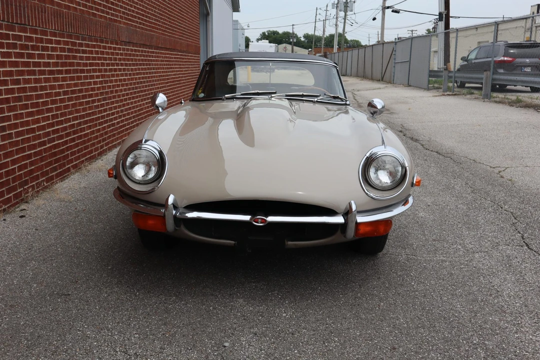1970 Jaguar E-Type Series 2 - Image 26 of 31