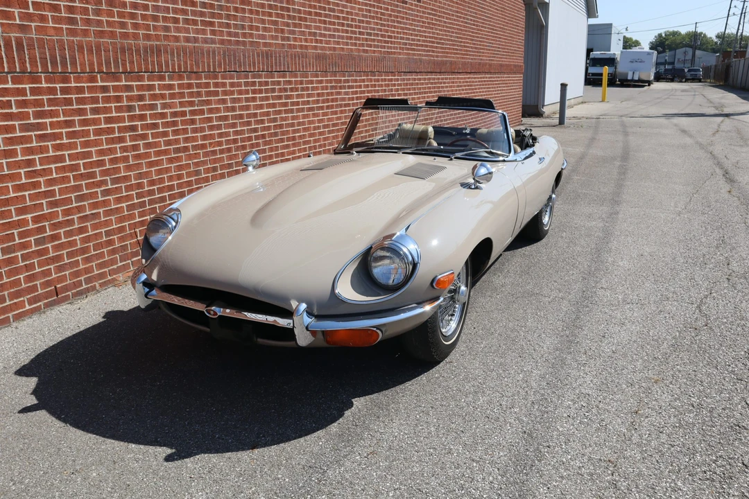 1970 Jaguar E-Type Series 2 - Image 2 of 31