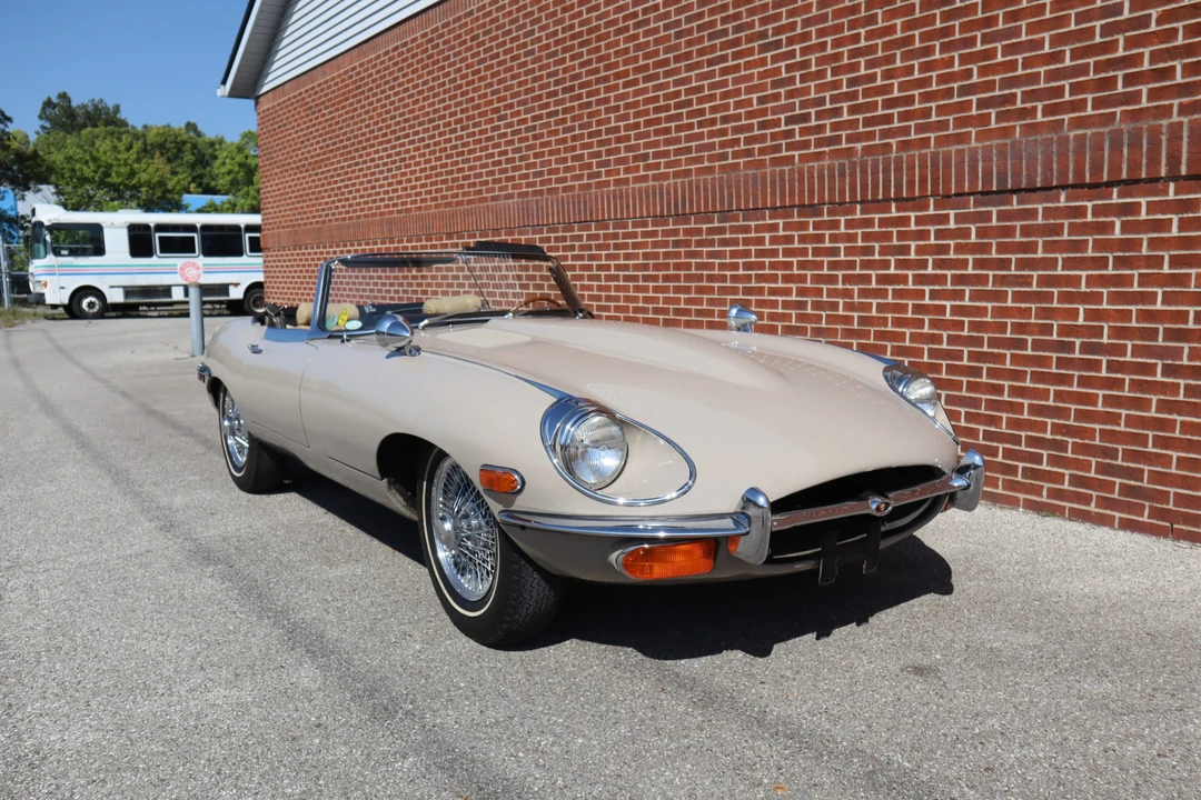 1970 Jaguar E-Type Series 2 - Image 8 of 31