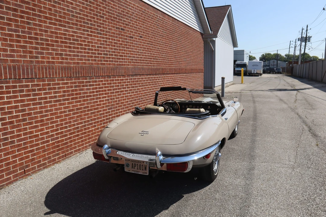 1970 Jaguar E-Type Series 2 - Image 14 of 31