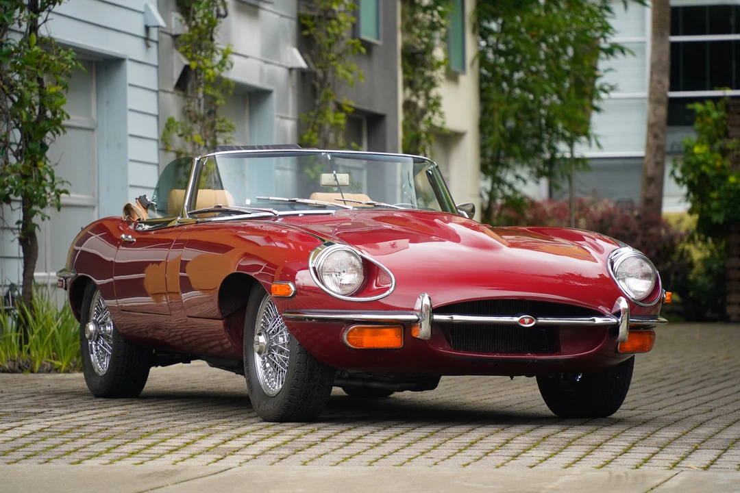 1970 Jaguar E-Type Series 2 - Image 2 of 31