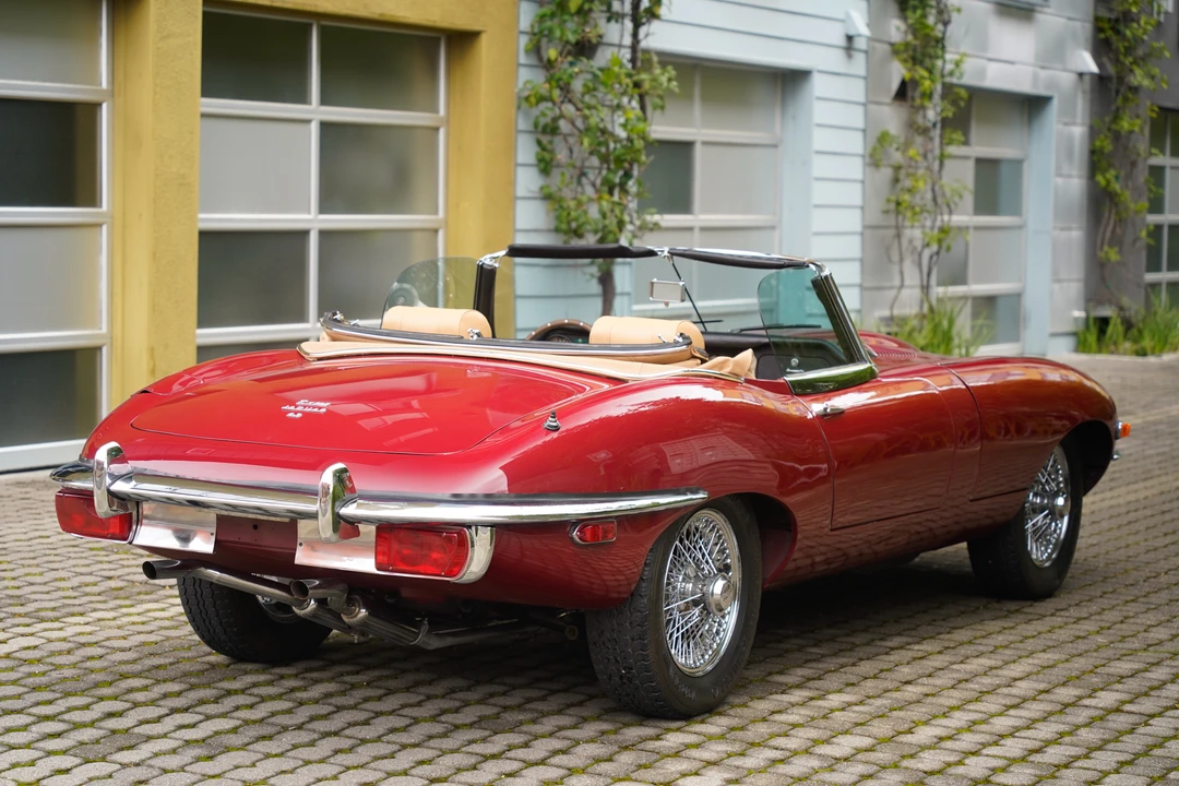 1970 Jaguar E-Type Series 2 - Image 8 of 31