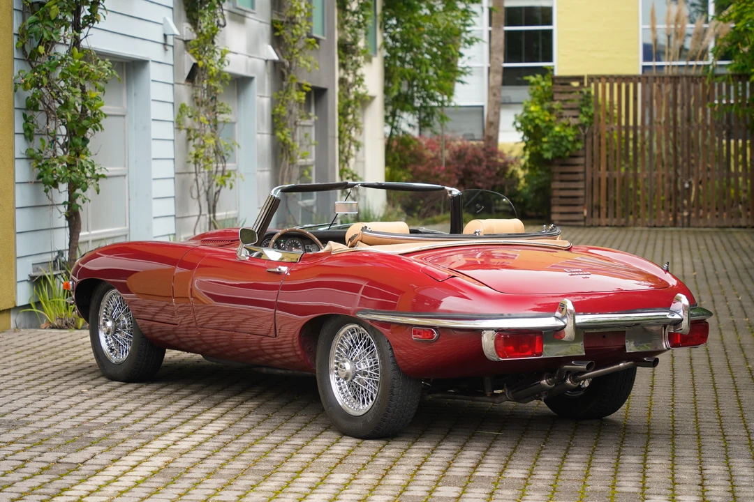 1970 Jaguar E-Type Series 2 - Image 9 of 31