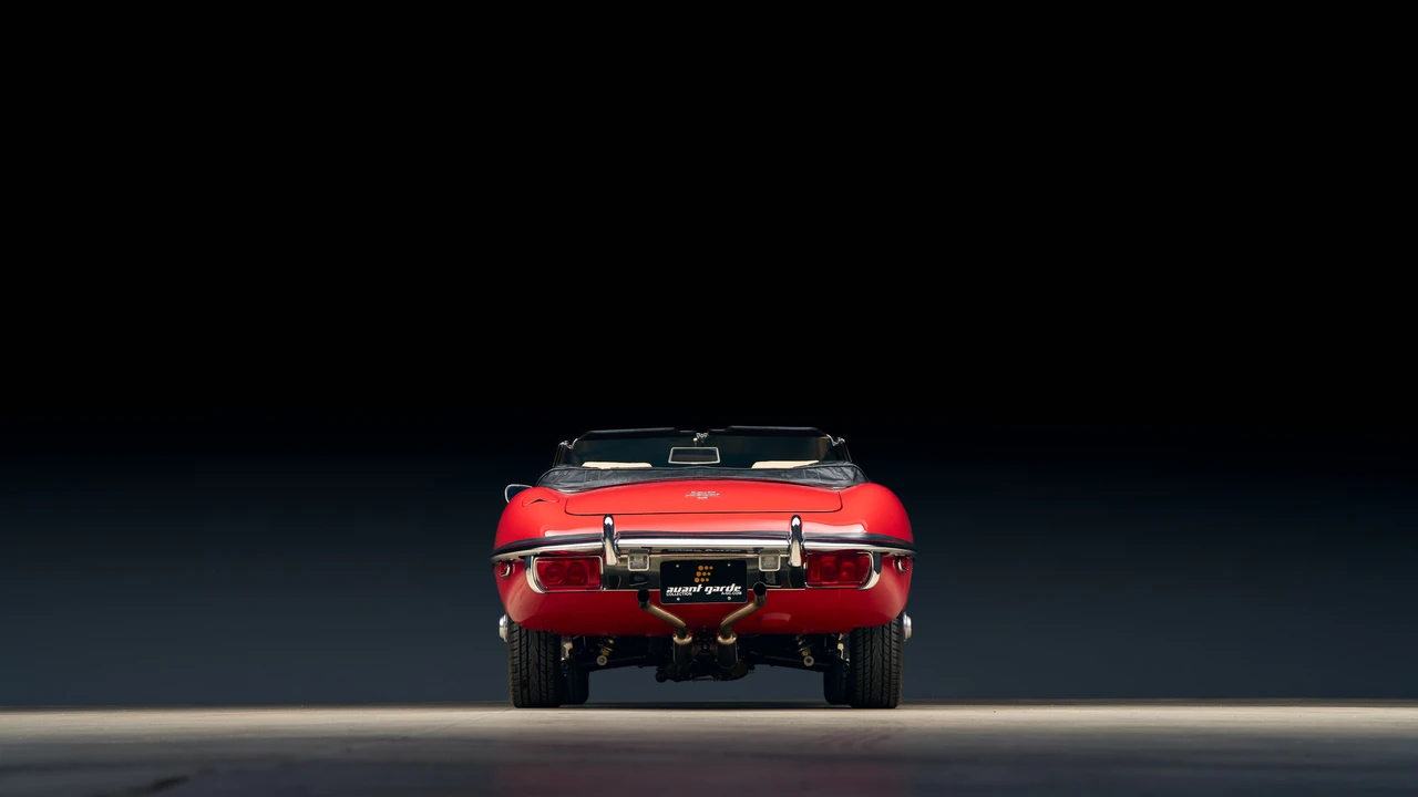 1970 Jaguar E-Type Series 2 - Image 17 of 31
