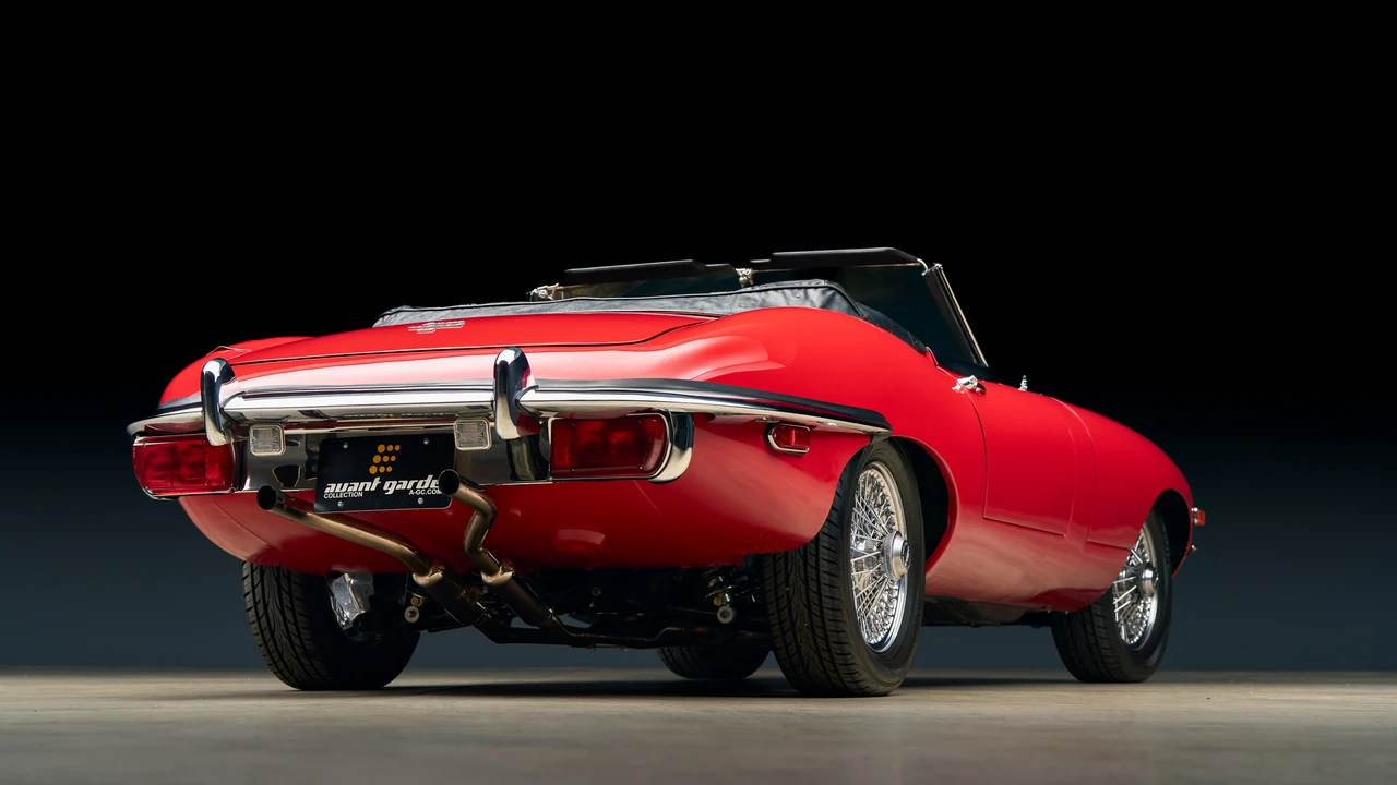 1970 Jaguar E-Type Series 2 - Image 16 of 31