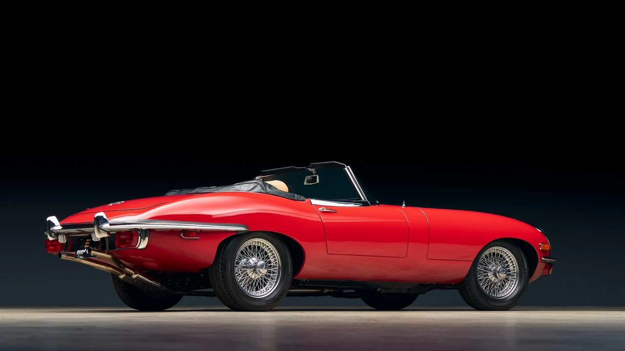 1970 Jaguar E-Type Series 2 - Image 14 of 31
