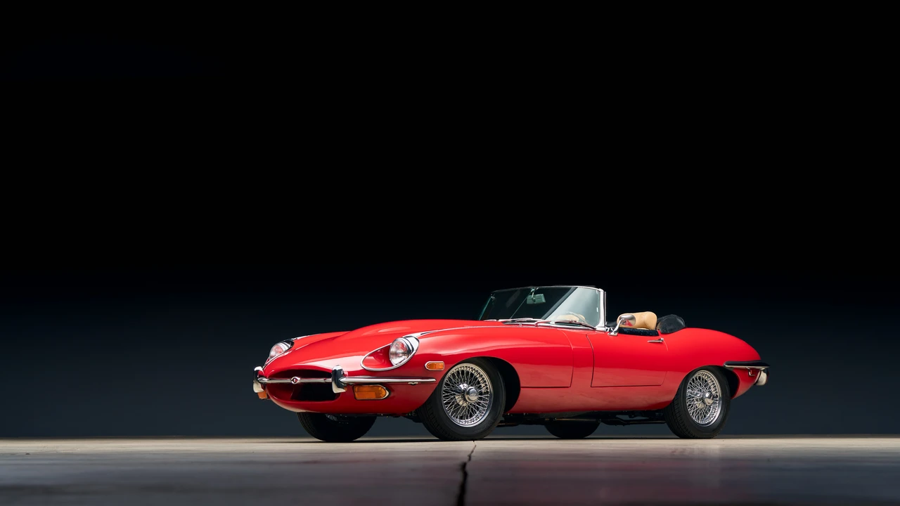 1970 Jaguar E-Type Series 2 - Image 2 of 31
