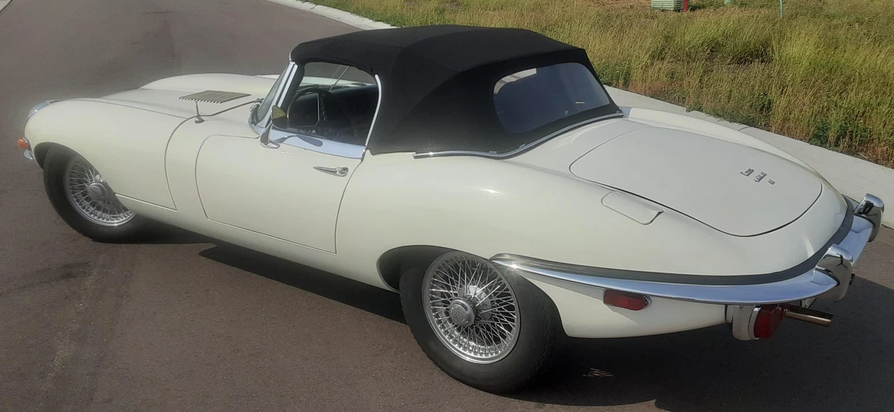 1970 Jaguar E-Type Series 2 - Image 18 of 31