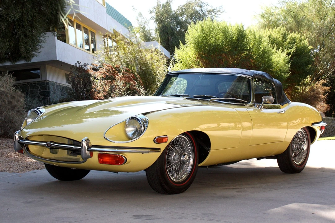 1970 Jaguar E-Type Series 2 - Image 1 of 31