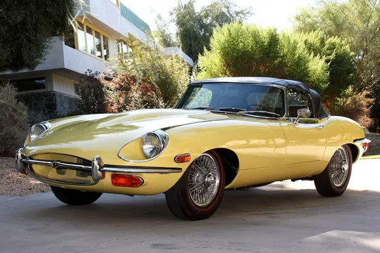 1970 Jaguar XKE Series II Roadster