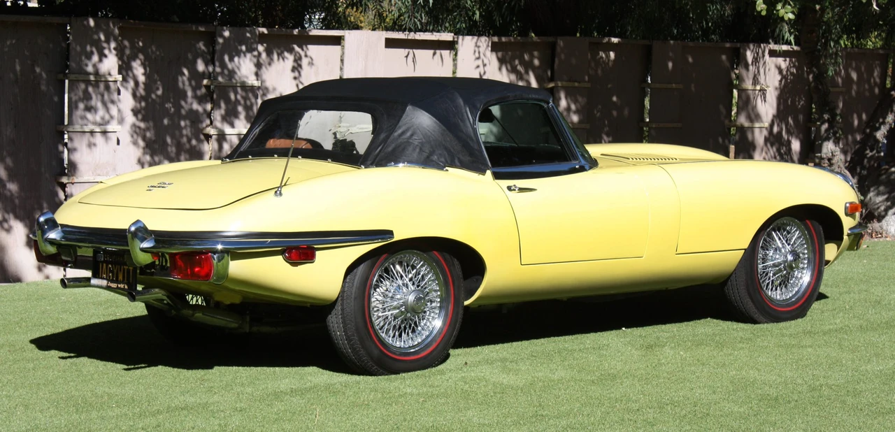 1970 Jaguar E-Type Series 2 - Image 11 of 31