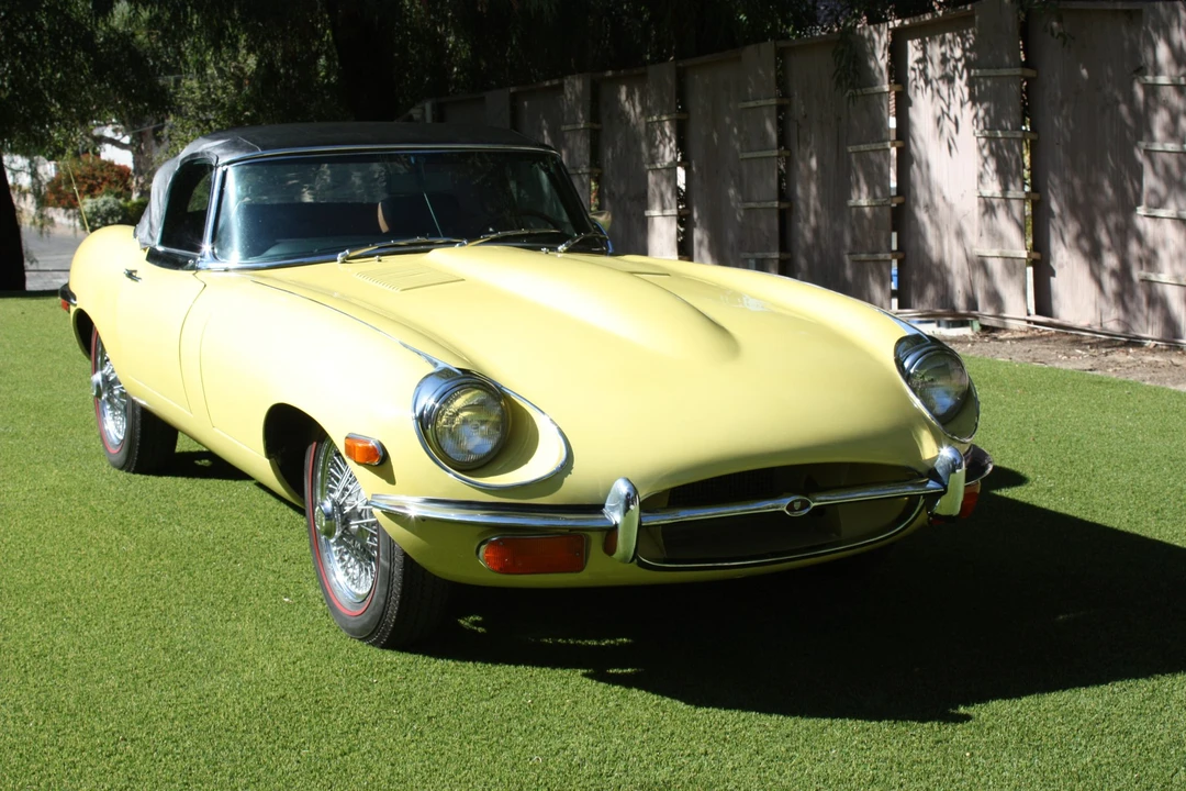 1970 Jaguar E-Type Series 2 - Image 16 of 31