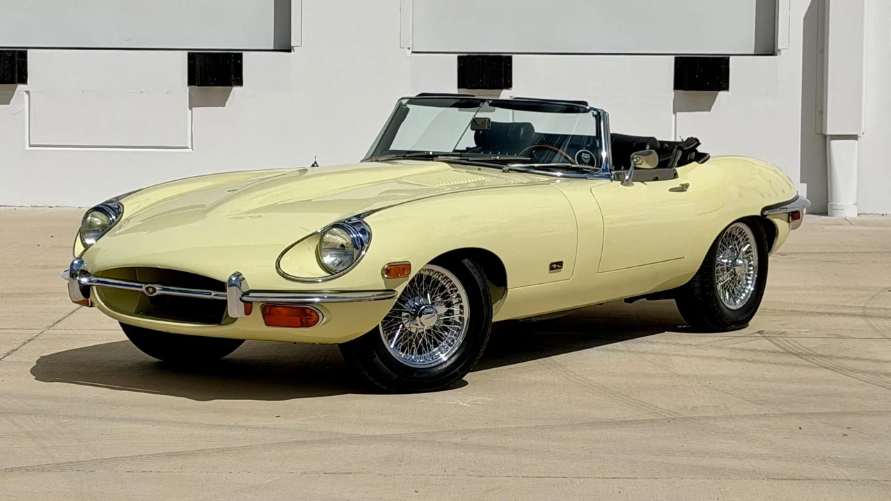 1970 Jaguar E-Type Series 2 - Image 6 of 31