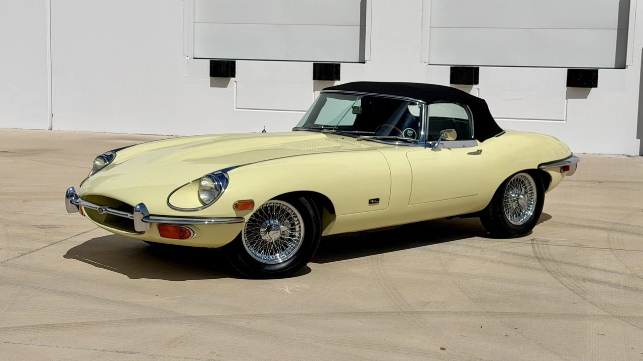 1970 Jaguar E-Type Series 2 - Image 2 of 31
