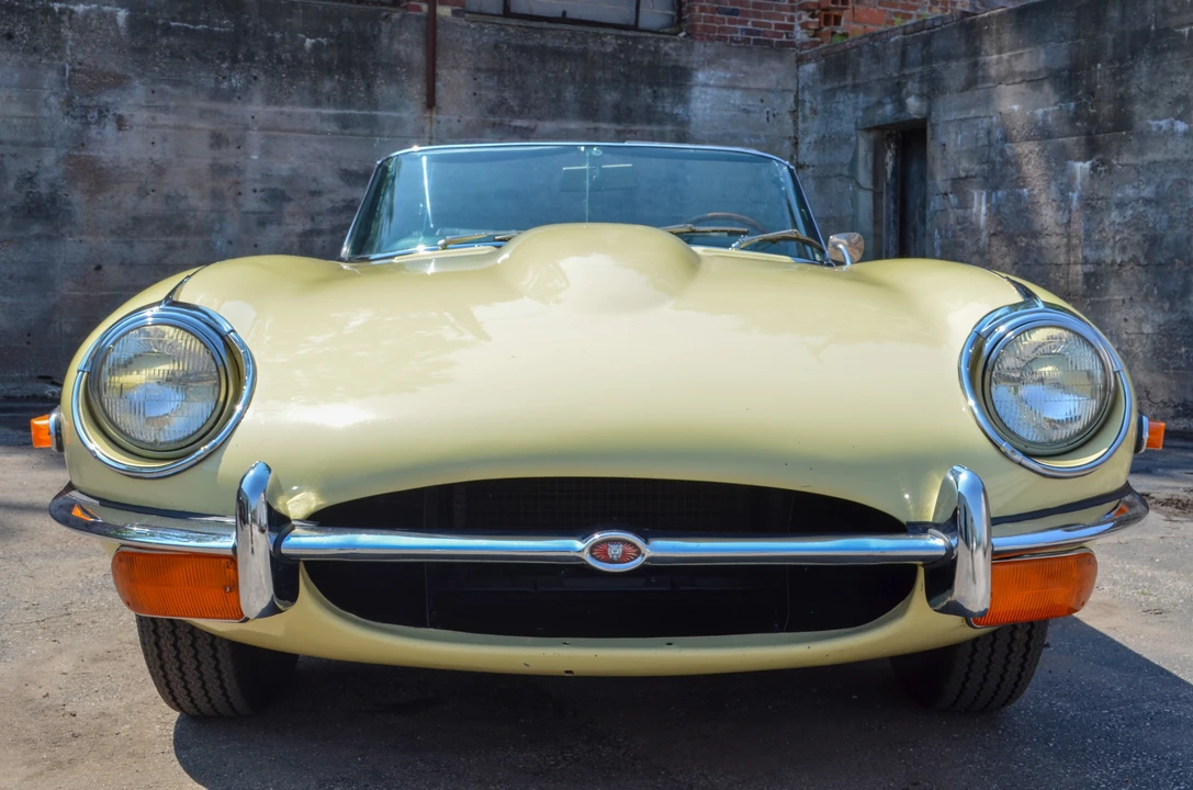 1970 Jaguar E-Type Series 2 - Image 9 of 31