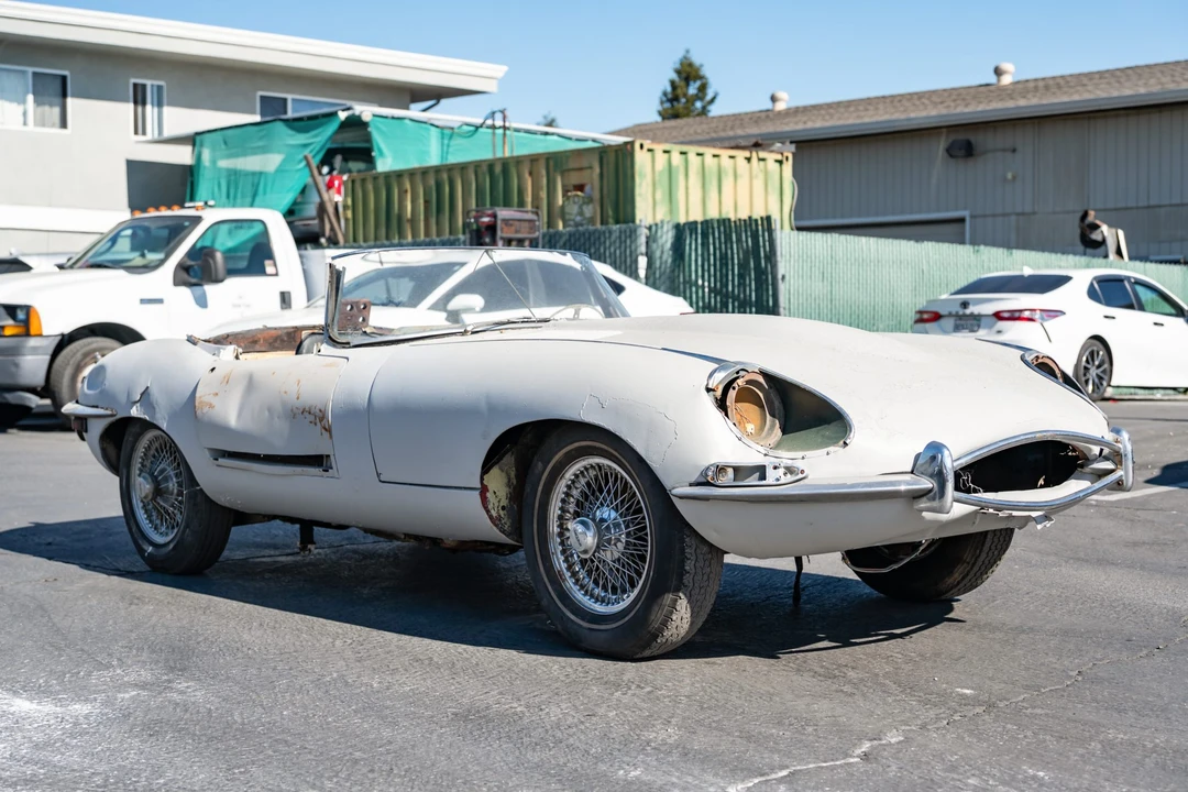 1970 Jaguar E-Type Series 2 - Image 7 of 31