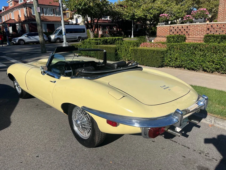 1970 Jaguar E-Type Series 2 - Image 5 of 18