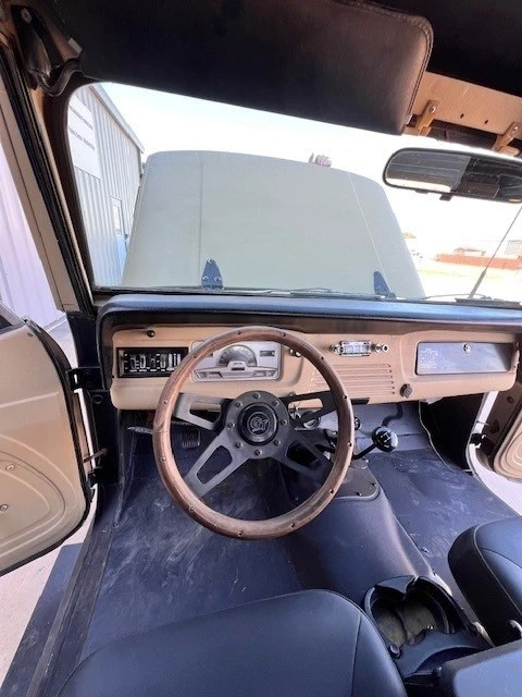 1970 Jeep Jeepster Commando - Image 9 of 12