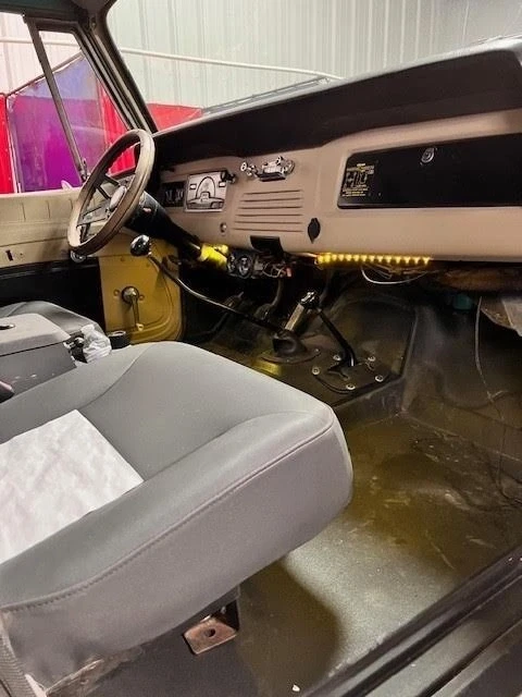 1970 Jeep Jeepster Commando - Image 15 of 21
