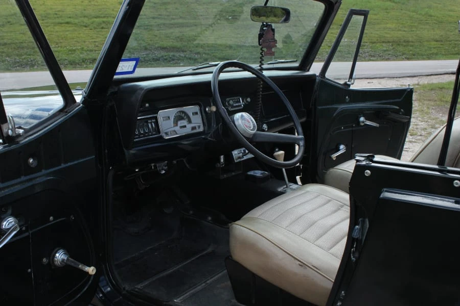 1970 Jeep Jeepster Commando - Image 12 of 18