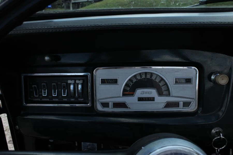 1970 Jeep Jeepster Commando - Image 11 of 18
