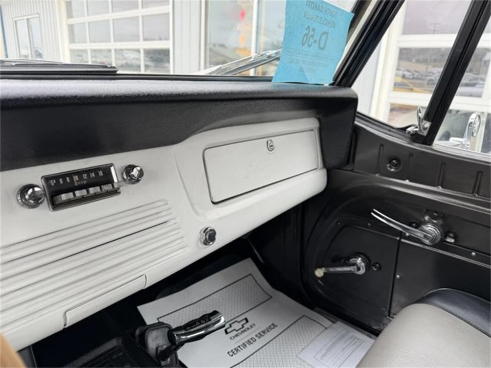 1970 Jeep Jeepster Commando - Image 16 of 28