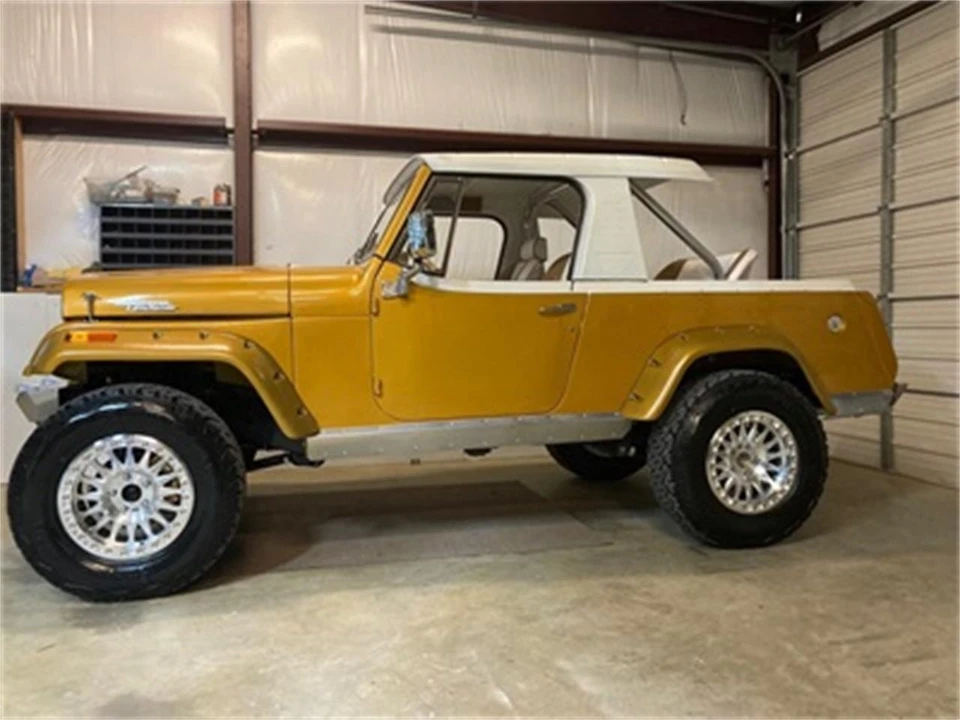 1970 Jeep Jeepster Commando - Image 2 of 31