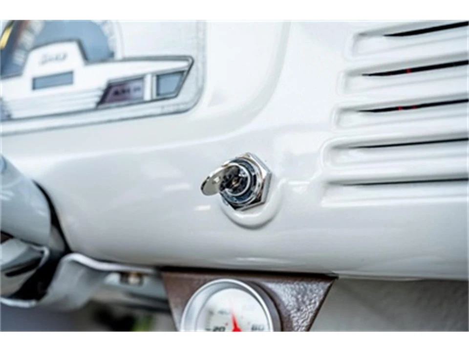 1970 Jeep Jeepster Commando - Image 22 of 31
