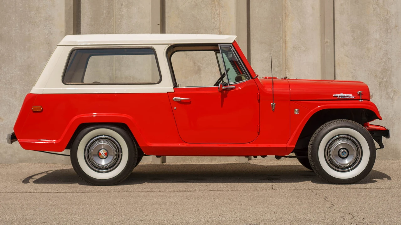 1970 Jeep Jeepster Commando - Image 2 of 22